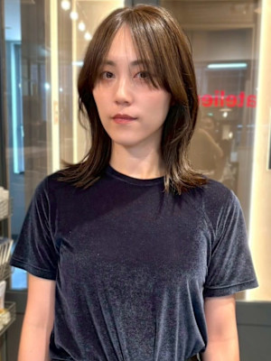 ベージュカラー くびれヘア 顔周りカット レイヤー 艶髪