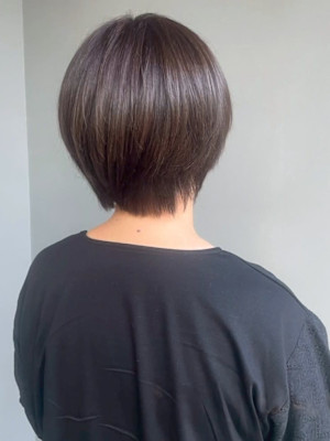 丸みショートボブ 髪質改善 白髪染め 暗髪カラー 30代