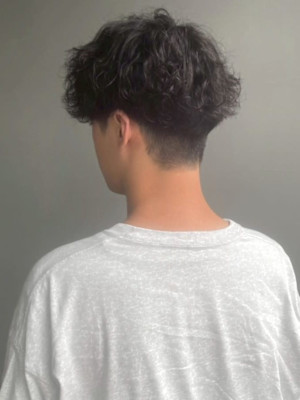 メンズパーマ ツーブロック 刈り上げ ニュアンスパーマ