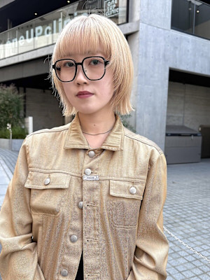 ミルクティーベージュ/エフェクトブリーチ/ハイトーンボブ