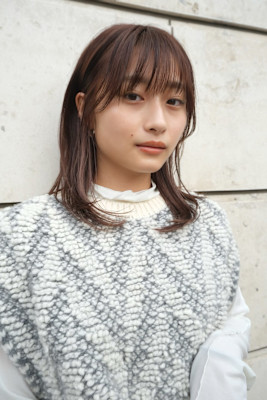 くびれミディ/透けバング/柔らかラベンダーブラウン