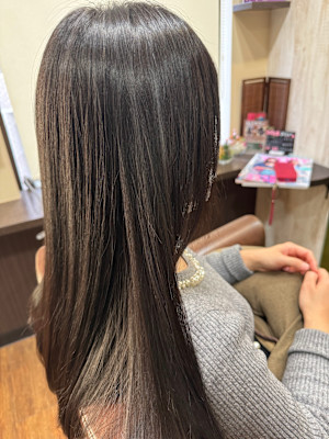 HAIR DESIGN + GOLDEN ROCK×スタイル