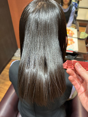 HAIR DESIGN + GOLDEN ROCK×スタイル