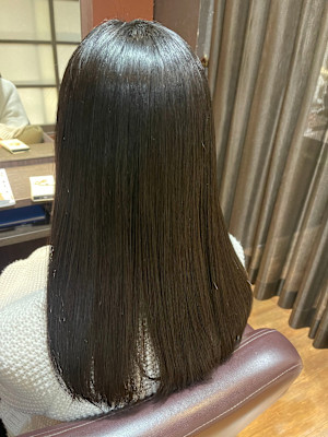 HAIR DESIGN + GOLDEN ROCK×スタイル