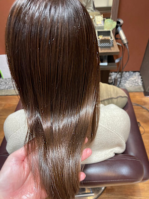 HAIR DESIGN + GOLDEN ROCK×スタイル