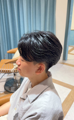 ナチュラル毛流れセンターパート