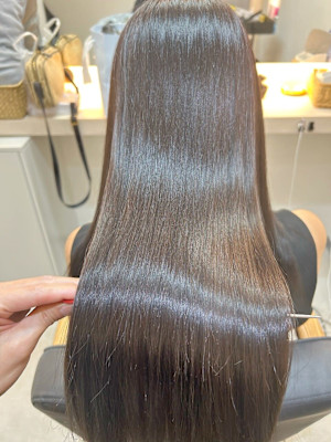 オベリスクTR+カット+スピエラ縮毛矯正+カラー