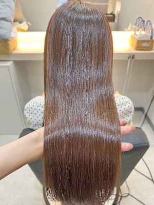 【圧倒的艶髪】艶髪METEO、スピエラ酸性縮毛矯正