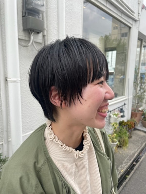 ショートヘア
