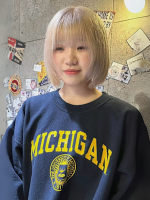 【feliceMICHI 別曽 遥也】ホワイトベージュ ボブ