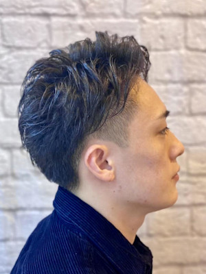 癖毛風アップバングショート