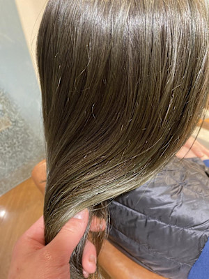 ◎オリーブグレージュ