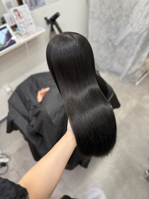 ダークグレー/透明感カラー/ツヤ髪