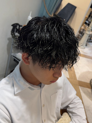 無造作ツイストスパイラルパーマ