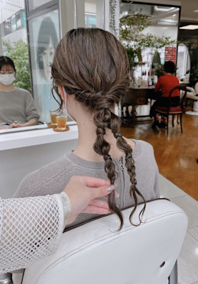 【お呼ばれヘア】