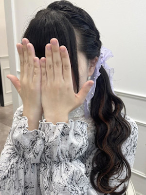 お姉さん感抜群！低めサイドポニー♪_ユウ