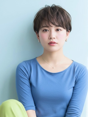 オーガニックカラーの大人ショートボブ