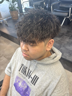 ツイストスパイラルで作る無造作×束感スタイル