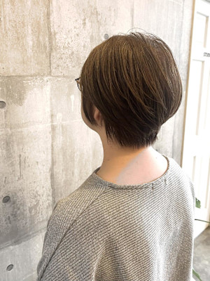 大人女子に人気！ショートヘア【ARCH Sayaka】