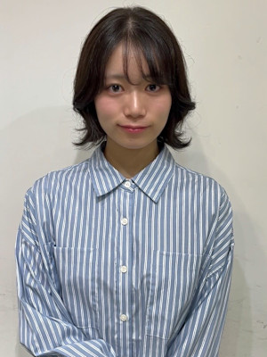 シースルーバング 顔周りアレンジ 暗髪 ミディアムボブ