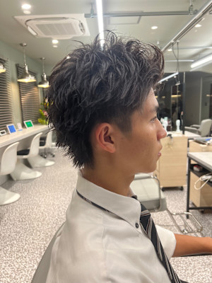 スパイキーリバースウルフ