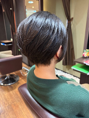 HAIR DESIGN + GOLDEN ROCK×スタイル