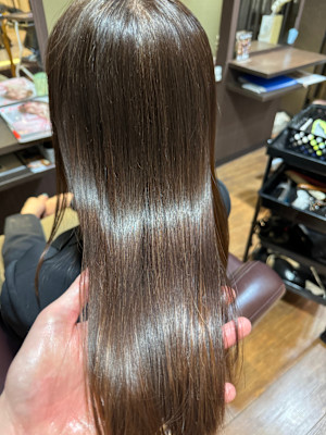 HAIR DESIGN + GOLDEN ROCK×スタイル