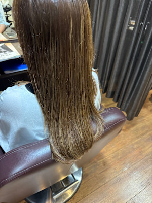 HAIR DESIGN + GOLDEN ROCK×スタイル