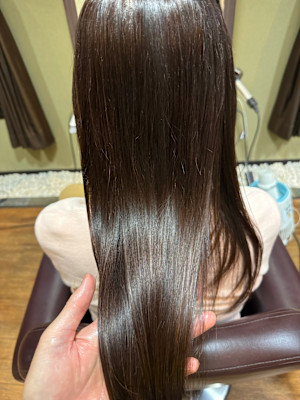 HAIR DESIGN + GOLDEN ROCK×スタイル