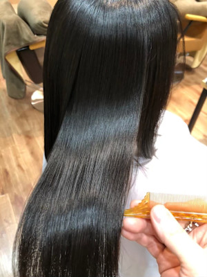 髪質改善ヘアエステサロンSHIKIORI×スタイル