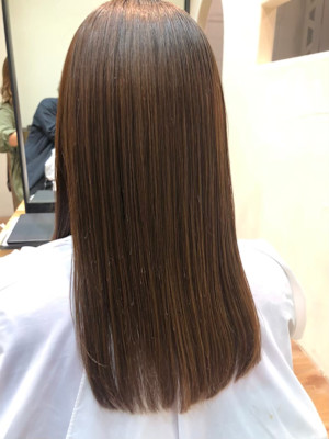 髪質改善ヘアエステ&縮毛矯正専門店Racicu×スタイル