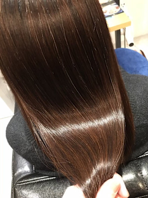 髪質改善ヘアエステ&縮毛矯正専門店Racicu×スタイル