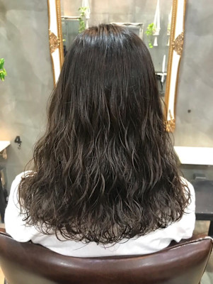 髪質改善ヘアエステ&縮毛矯正専門店Racicu×スタイル