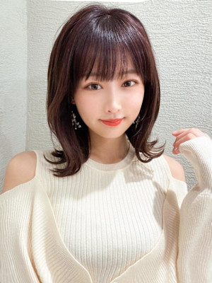 ぱっつん前髪にウルフレイヤーで小顔に×デザインカラー