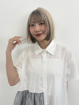 切りっぱなしボブ×ミルクティーアウターカラー