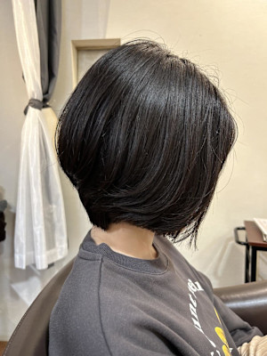 ◎前下がりボブ