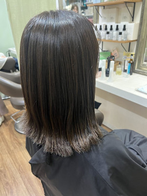 オリーブブラウン