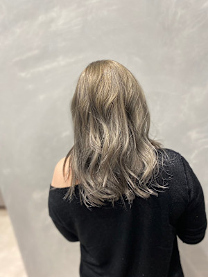 newi hair&treatment大分中央町店×スタイル