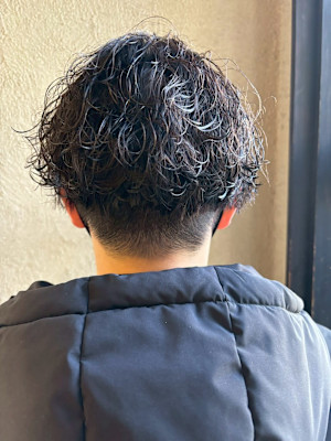 【'BEBE(ベベ)／札幌市・大通・狸小路】メンズパーマ