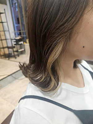 【'BEBE(ベベ)／札幌市・大通・狸小路】インナーカラー