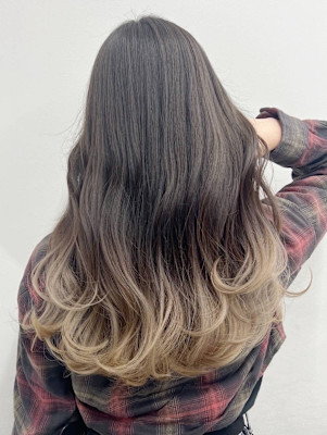 グラデーションベージュ