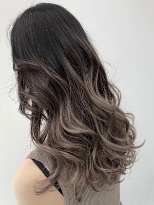 グラデーションベージュ