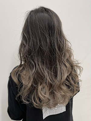 アッシュベージュグラデーション