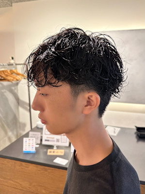 シャドウパーマ