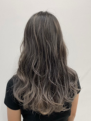 グレーアッシュグラデーション