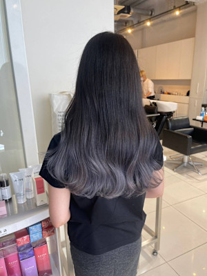 アッシュグレー