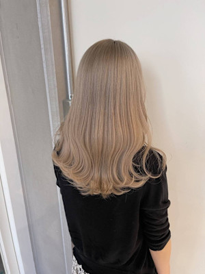 ブリーチカラー