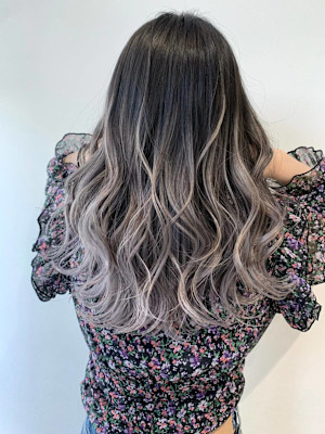 ミルクティーバレイヤージュ