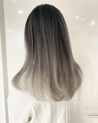 ホワイトグラデーション