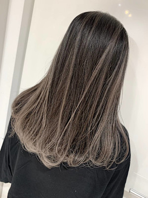 ベージュデザインカラー